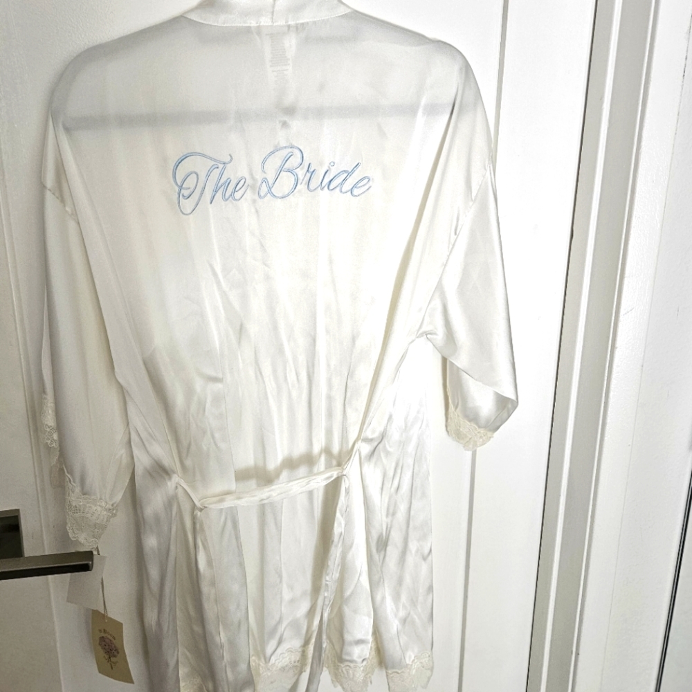THE BRIDE In Bloom wedding day robe